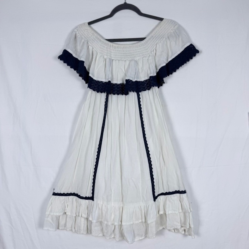 Vintage White Off Shoulder Dress L Smocked Ruffle Lace Gypsy Hippie 70s Festival - Picture 2 of 10